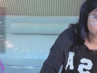 kristen-black-t