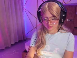 Эта модель сейчас онлайн. vivicutie