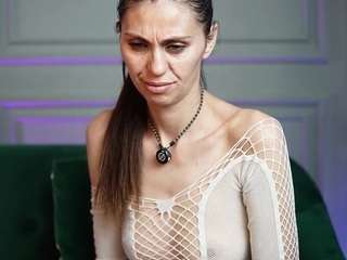 Live cam show with LucyBook