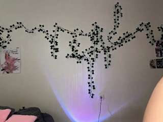 nanettestatzer live webcam show