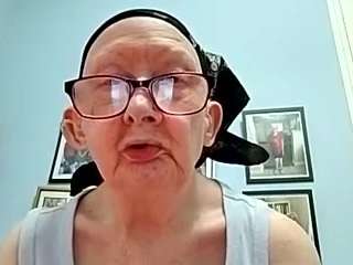 lovelyleslieyeller webcam