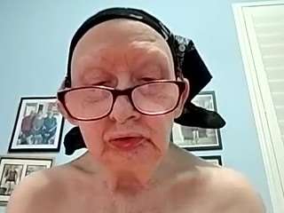 lovelyleslieyeller webcam