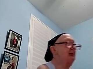 lovelyleslieyeller webcam