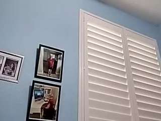 lovelyleslieyeller webcam