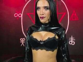 victoriavampire6... Live Webcam on CamSoda