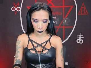 victoriavampire666 live webcam show