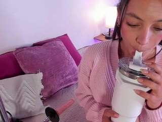 julietalombardi Live Webcam on CamSoda