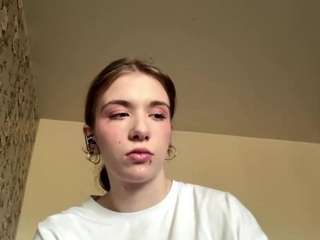 karinjoyner Live Webcam on CamSoda