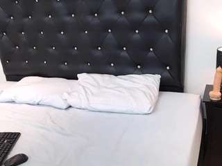 sofiahotmilf webcam