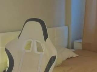 Vivien live cam preview