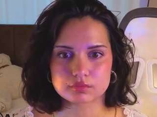 Vivien live cam preview