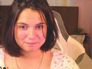 Vivien live cam preview