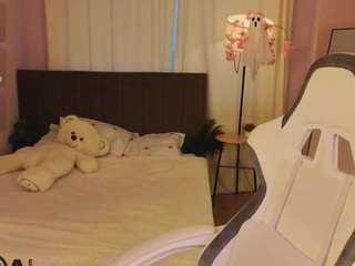 Vivien live cam preview