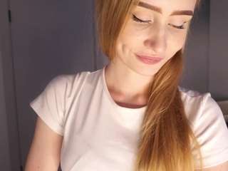 AdelleIbey live cam preview