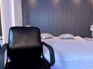 lea-rousse Live Webcam on CamSoda