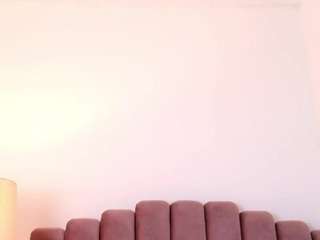 le modèle lilitth11 est en webcam porno dans un show sur le site camsoda, il possède les tags suivants: ass to mouth,ball sucking,blowjob,brown eyes,brown hair,dildo or vibrator,drinking,orgasm,petite,skinny,small tits,hd