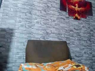 Model ini sedang live sekarang. morbosohot37