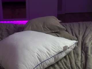 yelenakevin live webcam show