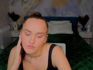 le modèle alanna-warner est en webcam porno dans un show sur le site camsoda, il possède les tags suivants: camel toe,no drinking,young adult,teen 18,striptease,spank,skinny,dirty talk,no smoking,natural,joi,green eyes,flashing,fetish,erotic dance,doggy style,big tits,brown hair,college,hd