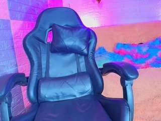 le modèle hotcakes-uwu est en webcam porno dans un show sur le site camsoda, il possède les tags suivants: black hair,blowjob,brown eyes,deepthroat,dildo or vibrator,drinking,facial piercings,lovense,moaning,sex toys,skinny,tattoos,tittyfuck,toys,hd