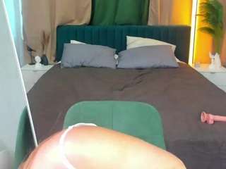 milana-sorrentoo webcam