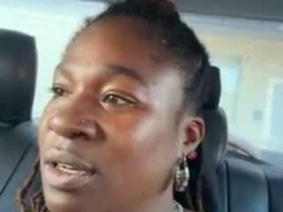 Live webcam model prettydemonthick on Soda Cams