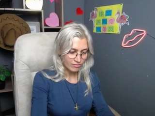 Ce modèle est en direct maintenant. rubydavis