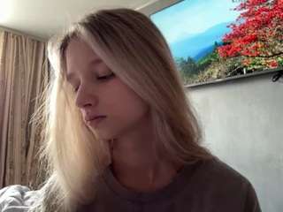Эта модель сейчас онлайн. floridavanleuvan