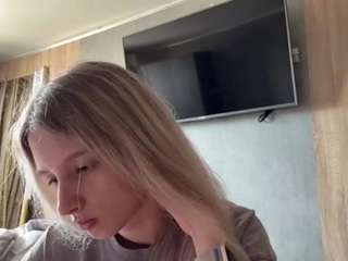 Este modelo está en vivo ahora. floridavanleuvan
