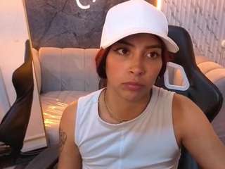 laura-b