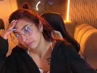 laura-b webcam