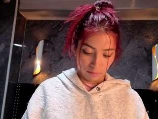 laura-b