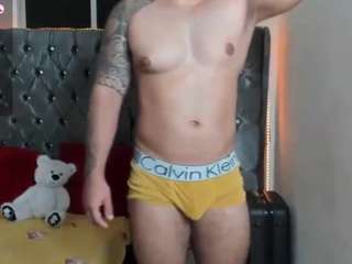 marllon123strong Sex Cam Show