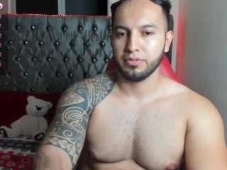 Marllon123strong's cam show statistics and live stream