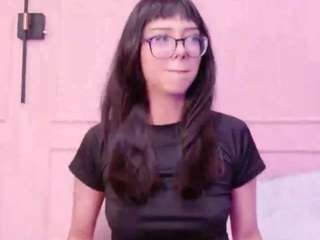 mia-colllins Live Webcam on CamSoda