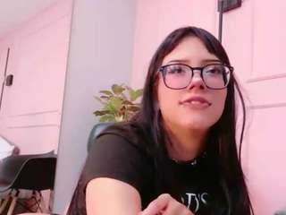 mia-colllins live webcam show
