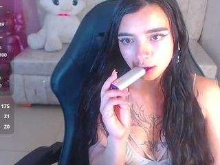 Samantha-Petite-Tf
