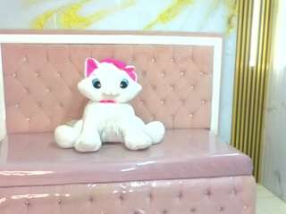 Samantha-Petite-Tf