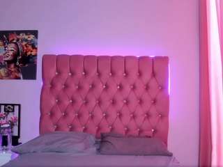Tulipxo live webcam show