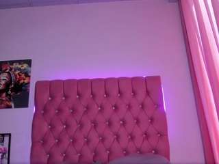 Tulipxo live webcam show