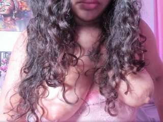 Tulipxo live webcam show