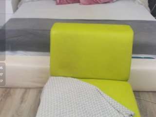AliceWiss live cam preview