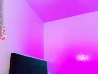 amanda-cax