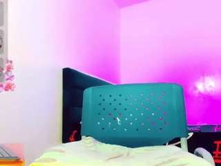 amanda-cax webcam model