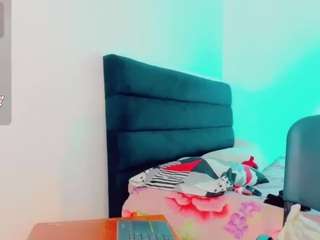 amanda-cax