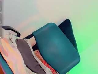 amanda-cax