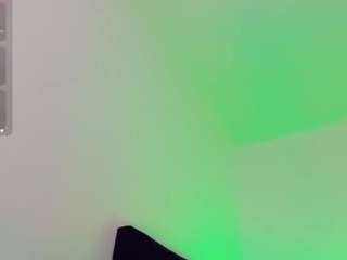 amanda-cax