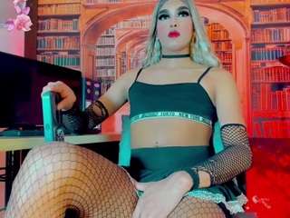 amanda-cax