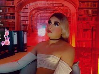amanda-cax