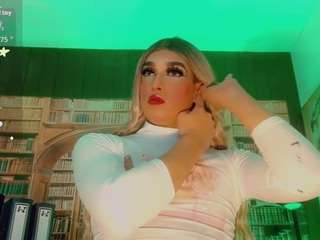 amanda-cax